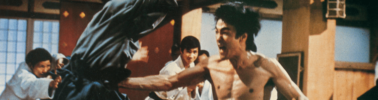 Falar em filmes de luta é falar em Bruce Lee, aqui com A Fúria do Dragão (1972)